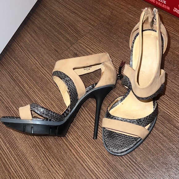 LAMB platform stiletto size 6.5 - Picture 2 of 6